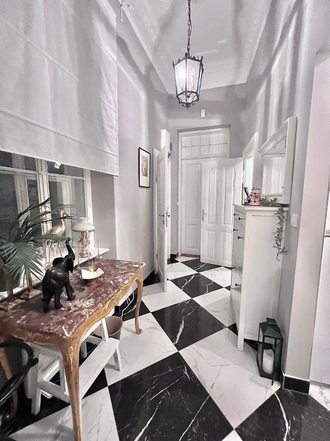 Central Dainty - Boutique Apartment In Zagreb City Centre Luaran gambar