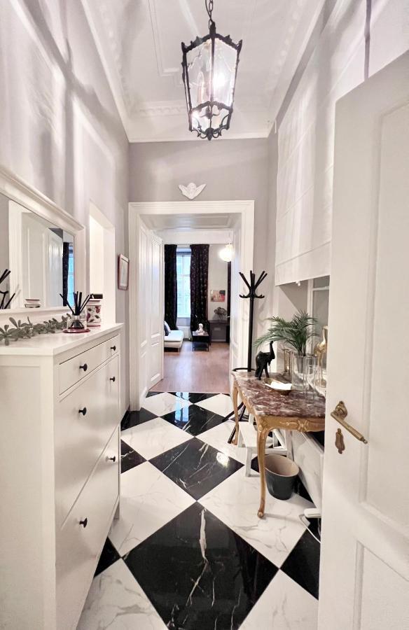 Central Dainty - Boutique Apartment In Zagreb City Centre Luaran gambar