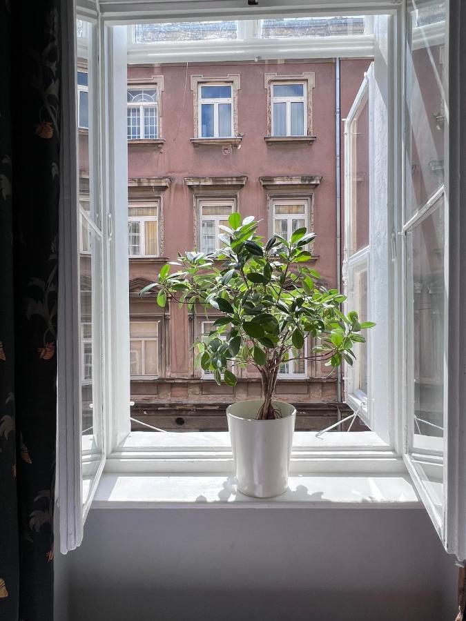 Central Dainty - Boutique Apartment In Zagreb City Centre Luaran gambar